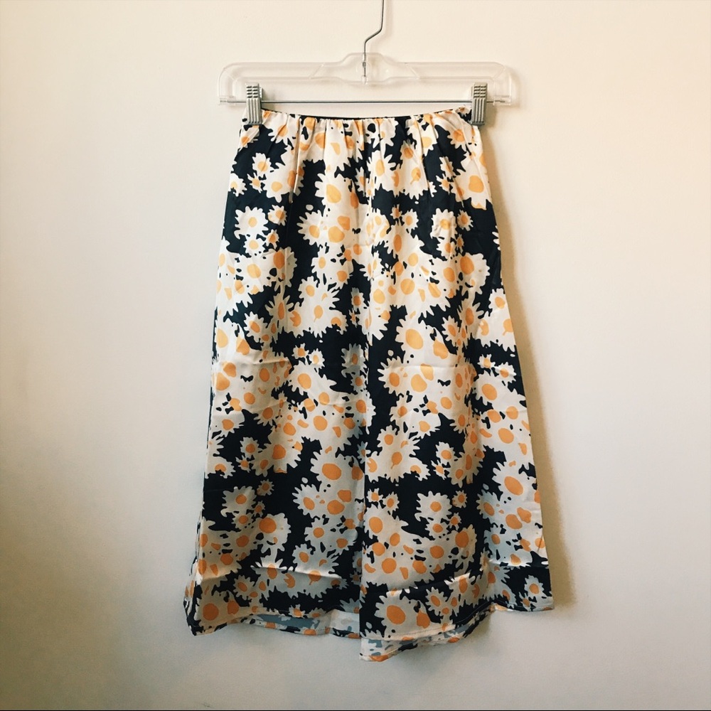 Silky Floral Midi Skirt - Picture 3 of 4